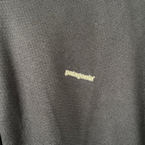 Patagonia Capilene Base Layer Mens Large Long Sleeve 1/4 Zip Black - Picture 4 of 6